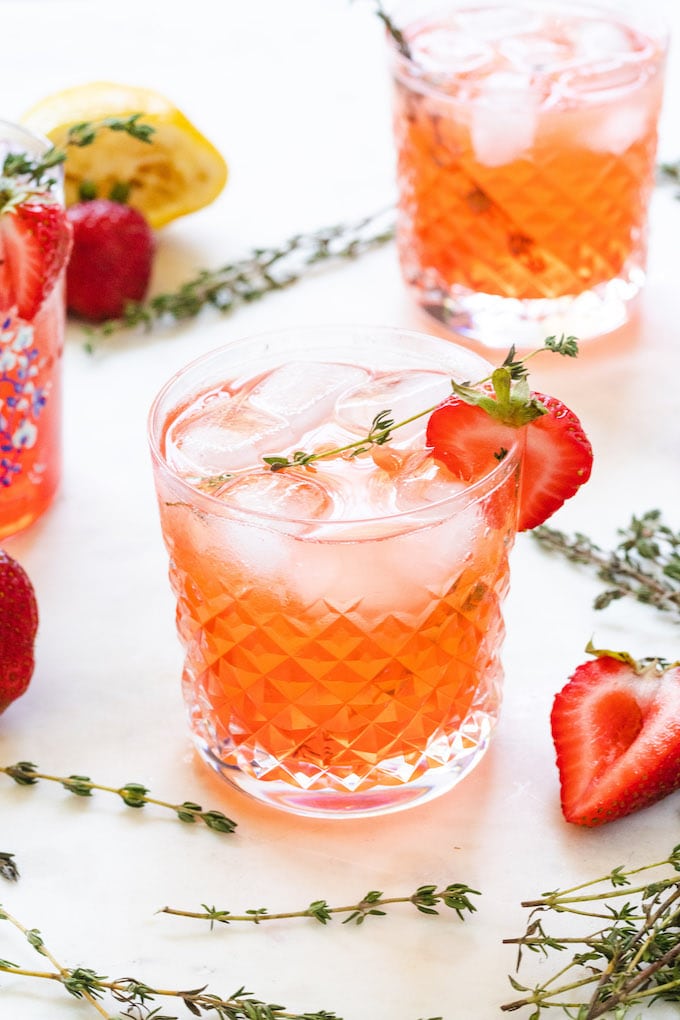 strawberry thyme drink with vodka and lemon.