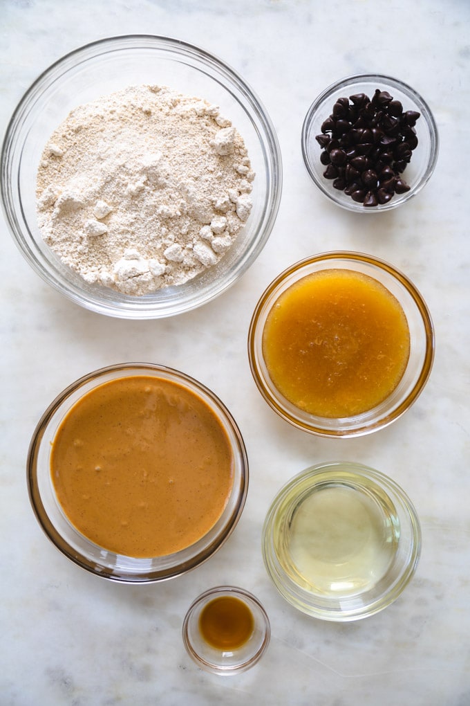 All of the ingredients separated in bowls